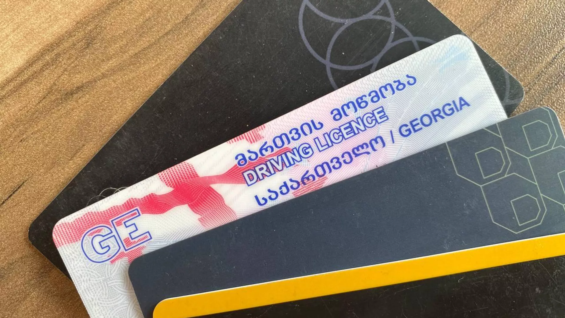 ცნობილია, ვინ გათავისუფლდება ტრანსპორტის მართვის უფლების შეჩერებისგან, ერთჯერადად