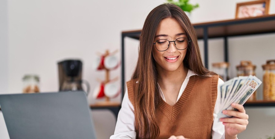 ზოდიაქოს 3 ნიშანი, რომლებსაც ახალ წლამდე მოულოდნელი ფინანსური სიურპრიზი ელოდება