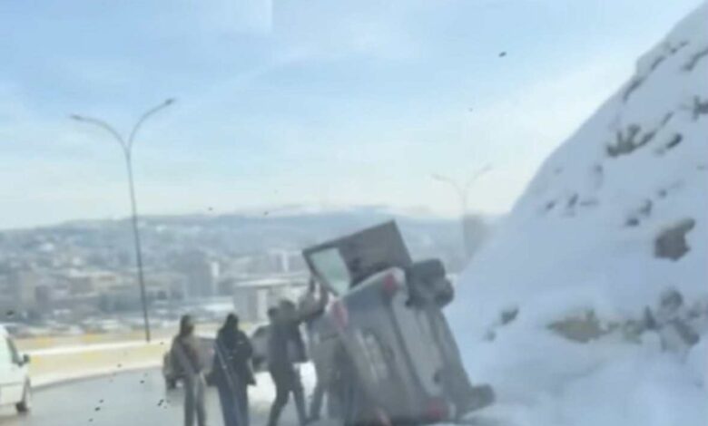 (ვიდეო) ავტოსაგზაო შემთხვევა თბილისში – რა კადრები ვრცელდება