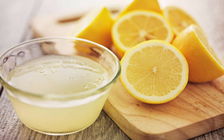 რატომ არ შეიძლება ლიმონის ცხელ ჩაიში დამატება?